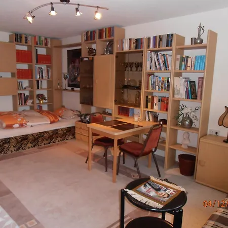 Ferienwohnung-Monteurzimmer Pforzheim-Casagranda Διαμέρισμα Niefern-Öschelbronn